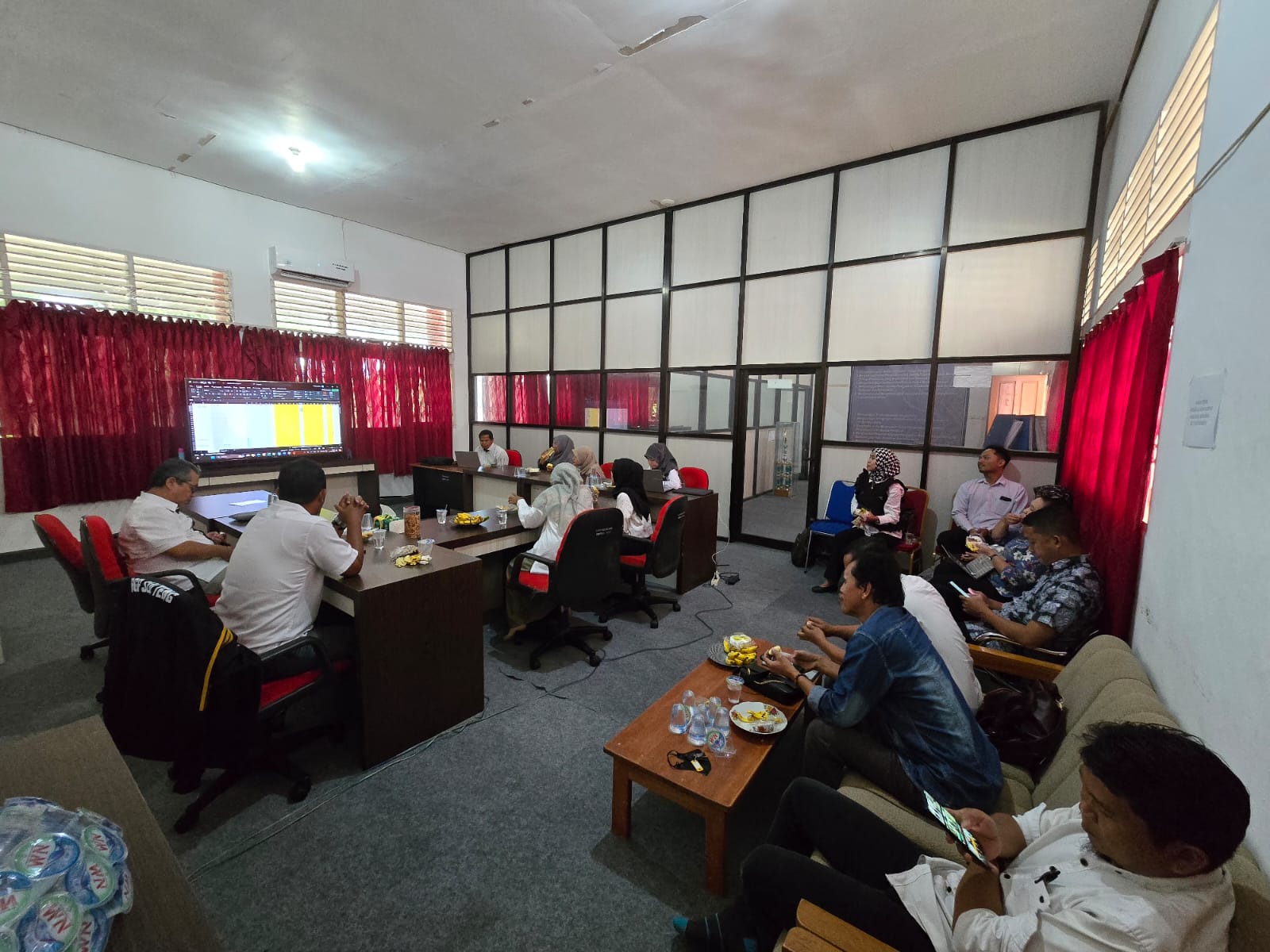 Rapat Evaluasi Pelaksanaan Perkuliahan Semester Genap 2024 di Program Studi Pendidikan Fisika, FKIP Universitas Tadulako