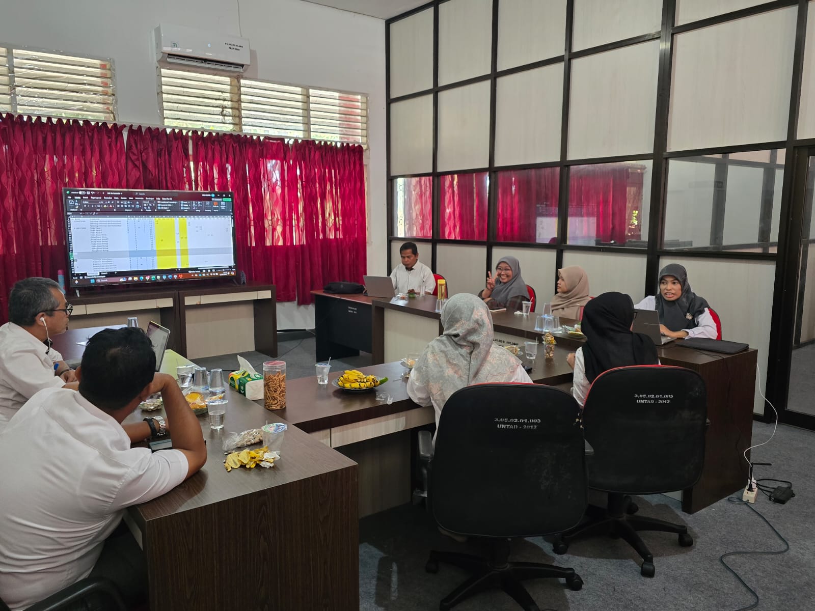 Rapat Penjadwalan Mata Kuliah Dosen Pendidikan Fisika dan Persiapan Pelaksanaan Perkuliahan Semester Ganjil 2024