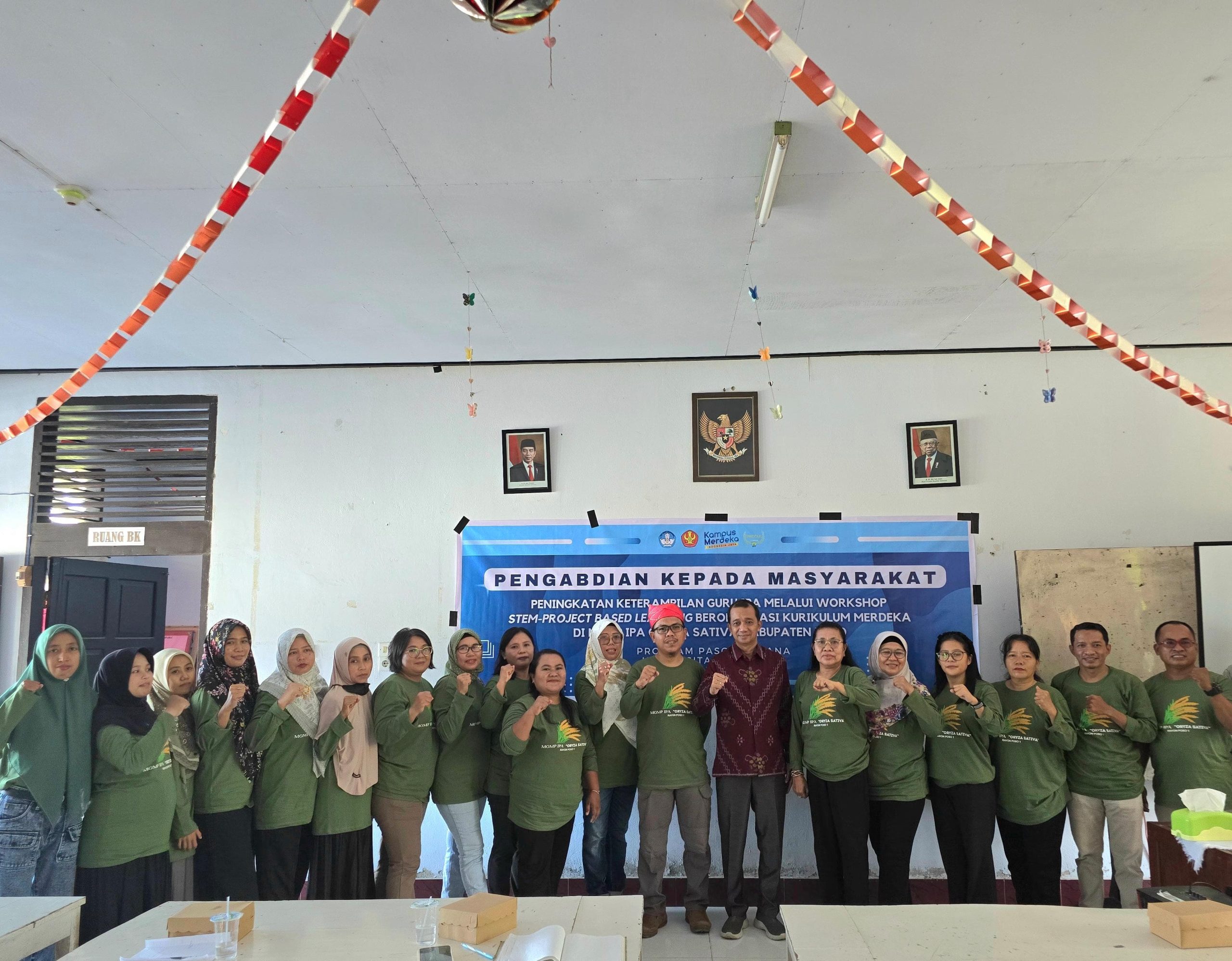 Workshop STEM untuk Guru IPA di Kabupaten Poso; Tim PkM membuka peluang bagi guru IPA untuk berkolaborasi dan berinovasi.