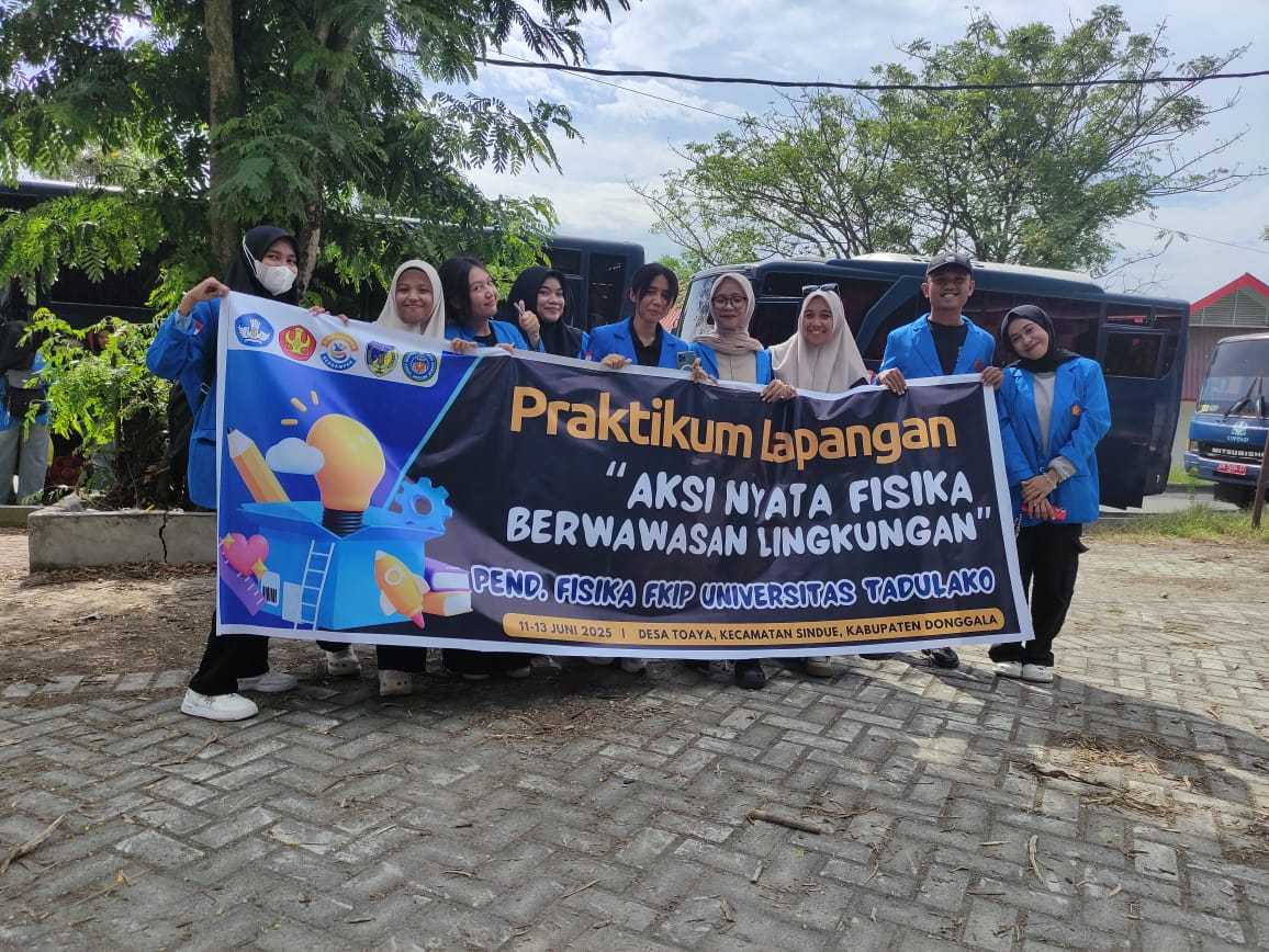Berangkat untuk Praktikum Lapangan Mata Kuliah Kajian Lingkungan Hidup di Desa Toaya Kab. Donggala